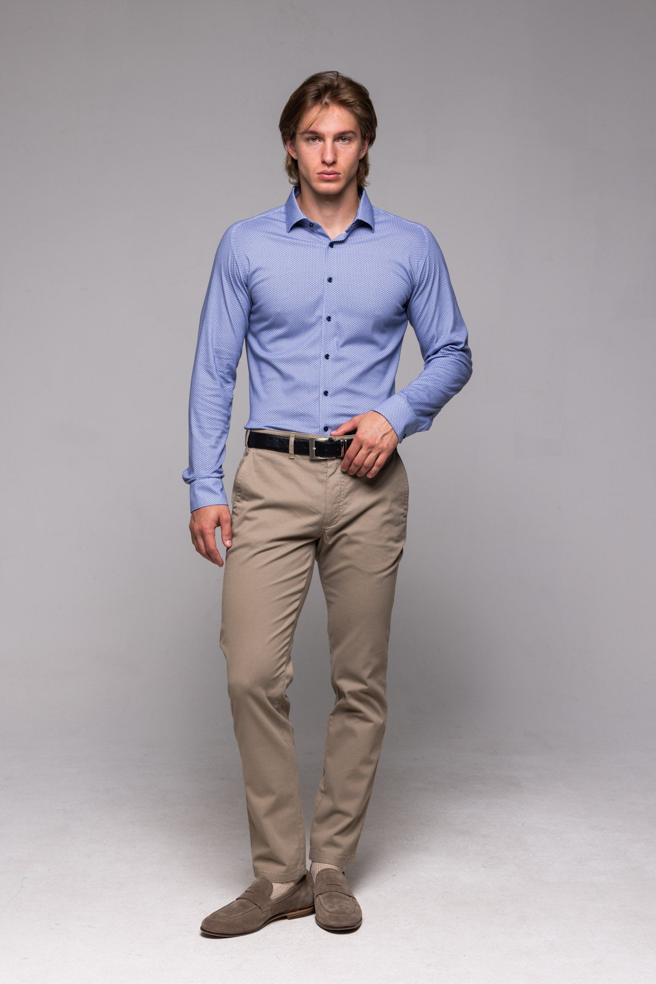 Bielomodrá strečová Extra Slim Fit košeľa so vzorom