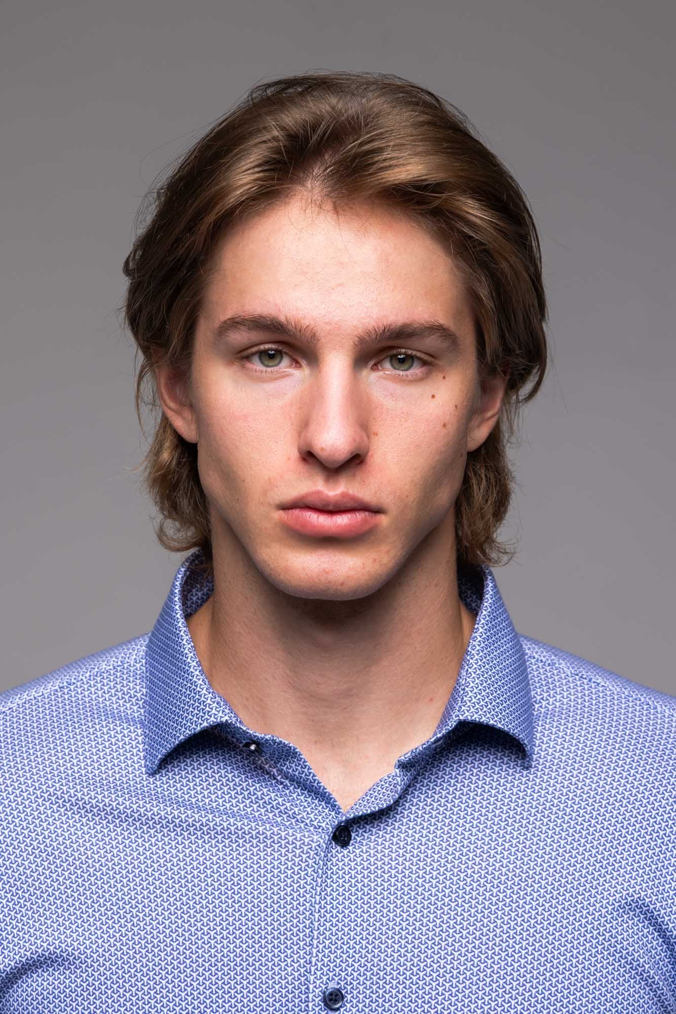 Bielomodrá strečová Extra Slim Fit košeľa so vzorom