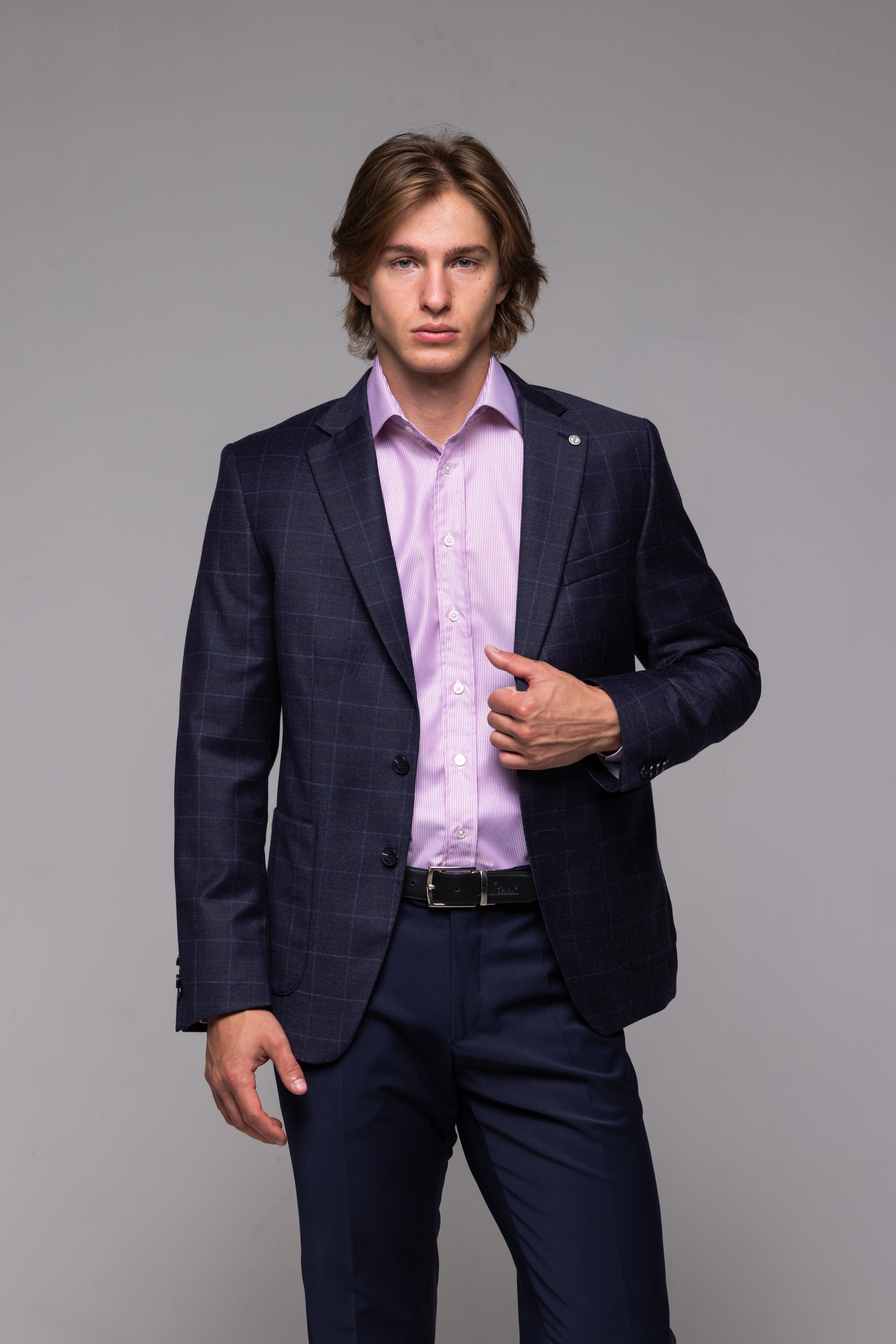 Modré vlnené sako s rúžovým károm