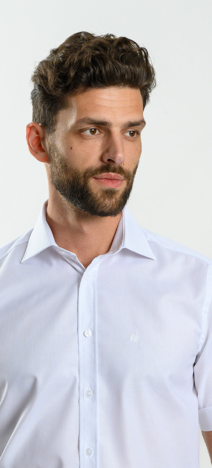 Biela Classic Fit košeľa s krátkym rukávom