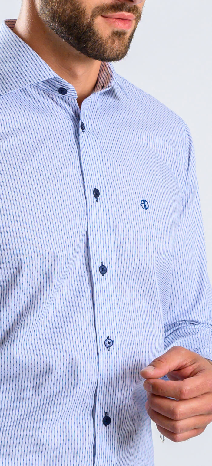 Biela Slim Fit košeľa s modrými pásikmi