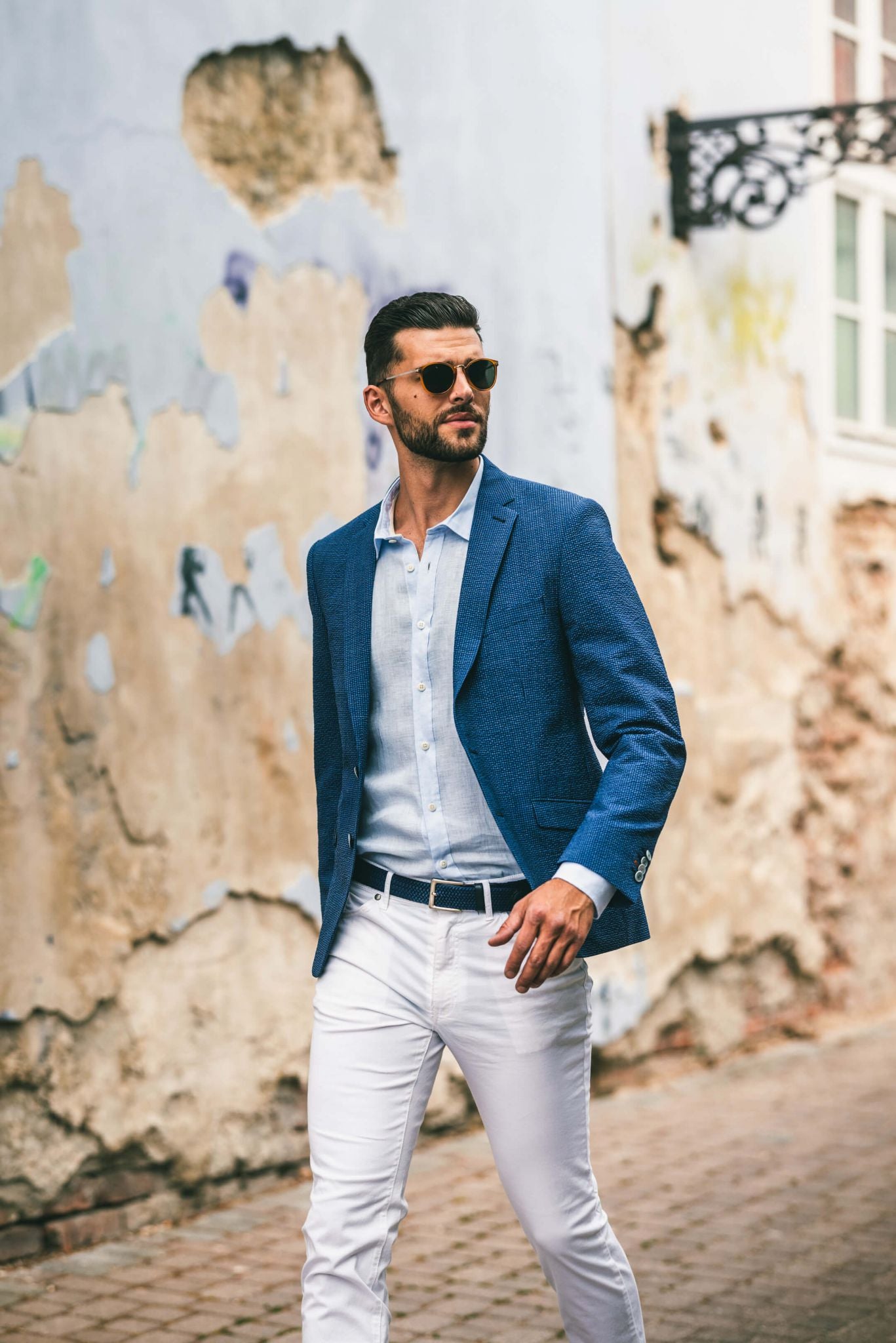 Biele bavlnené džínsy