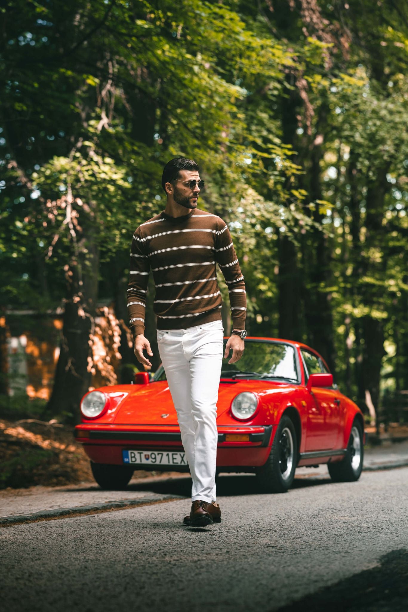 Biele bavlnené džínsy