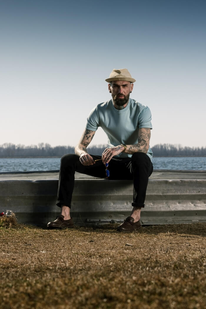 Bledozelené tričko s patentom