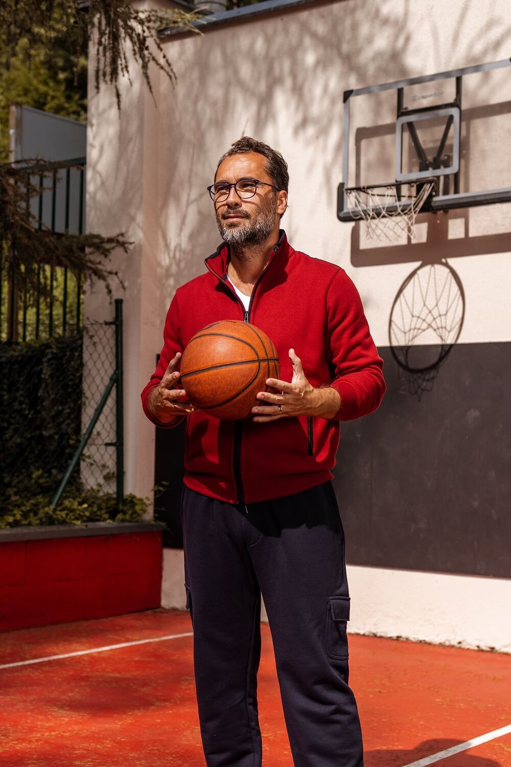 Bordový teplákový sveter