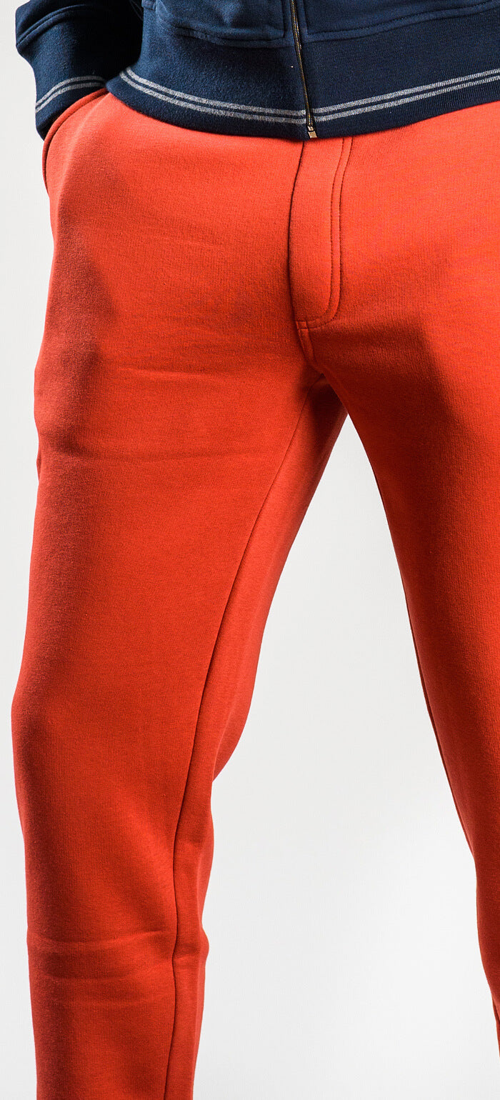 Červené teplákové nohavice