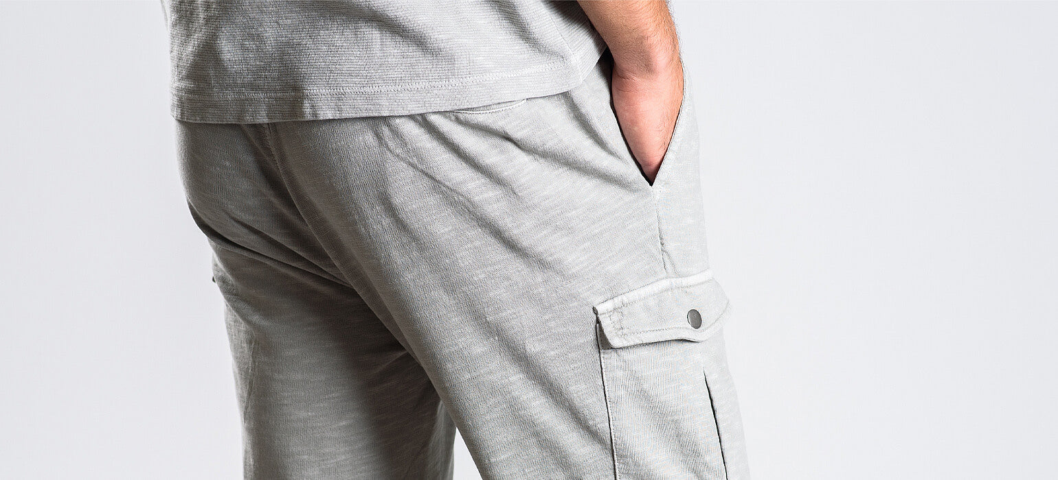 Sivé teplákové nohavice