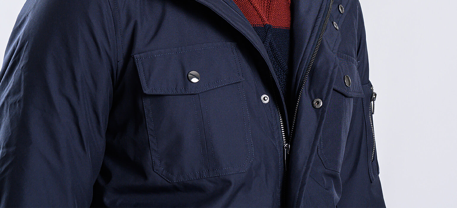 Tmavomodrá prechodná bunda