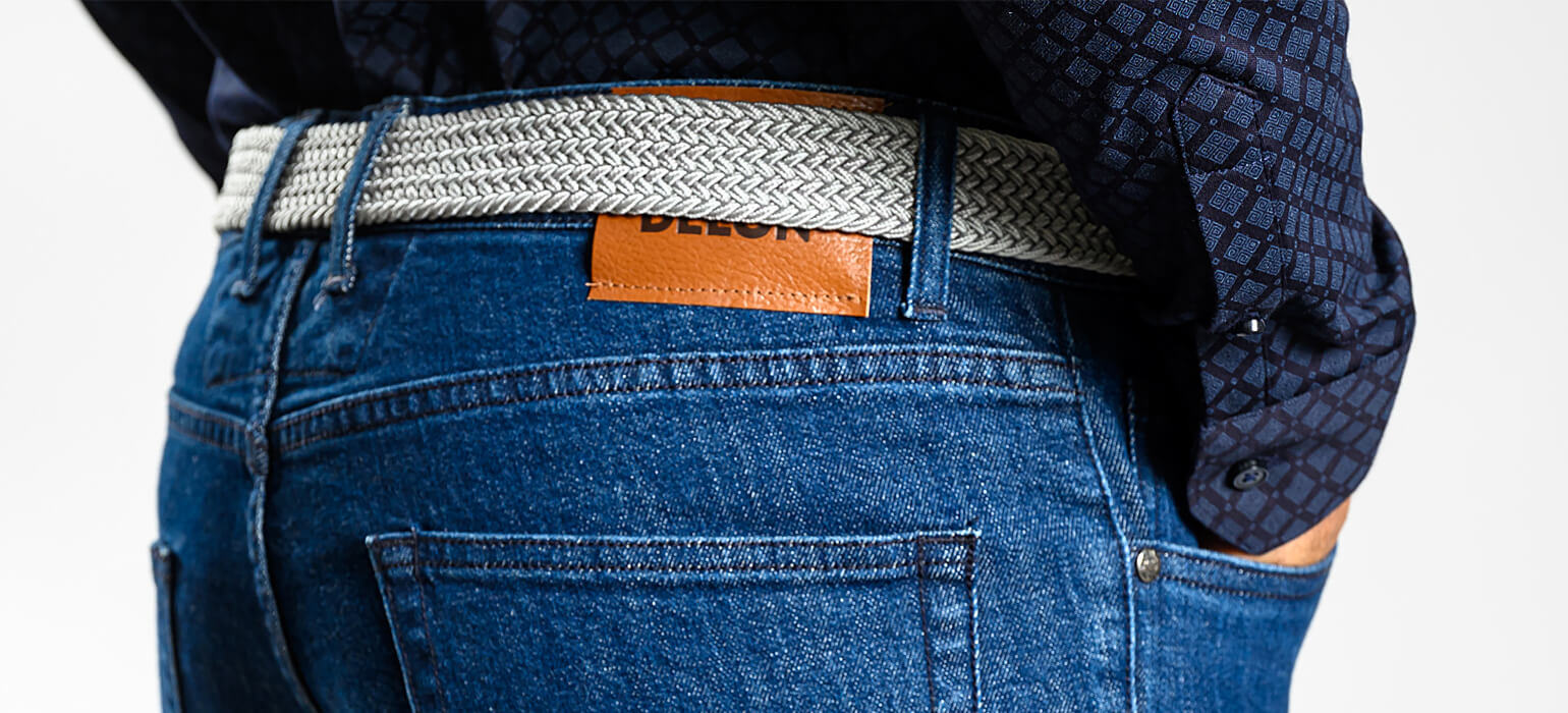 Tmavomodré džínsy