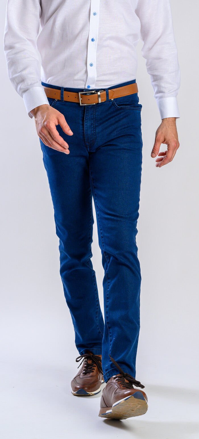 Tmavomodré džínsy