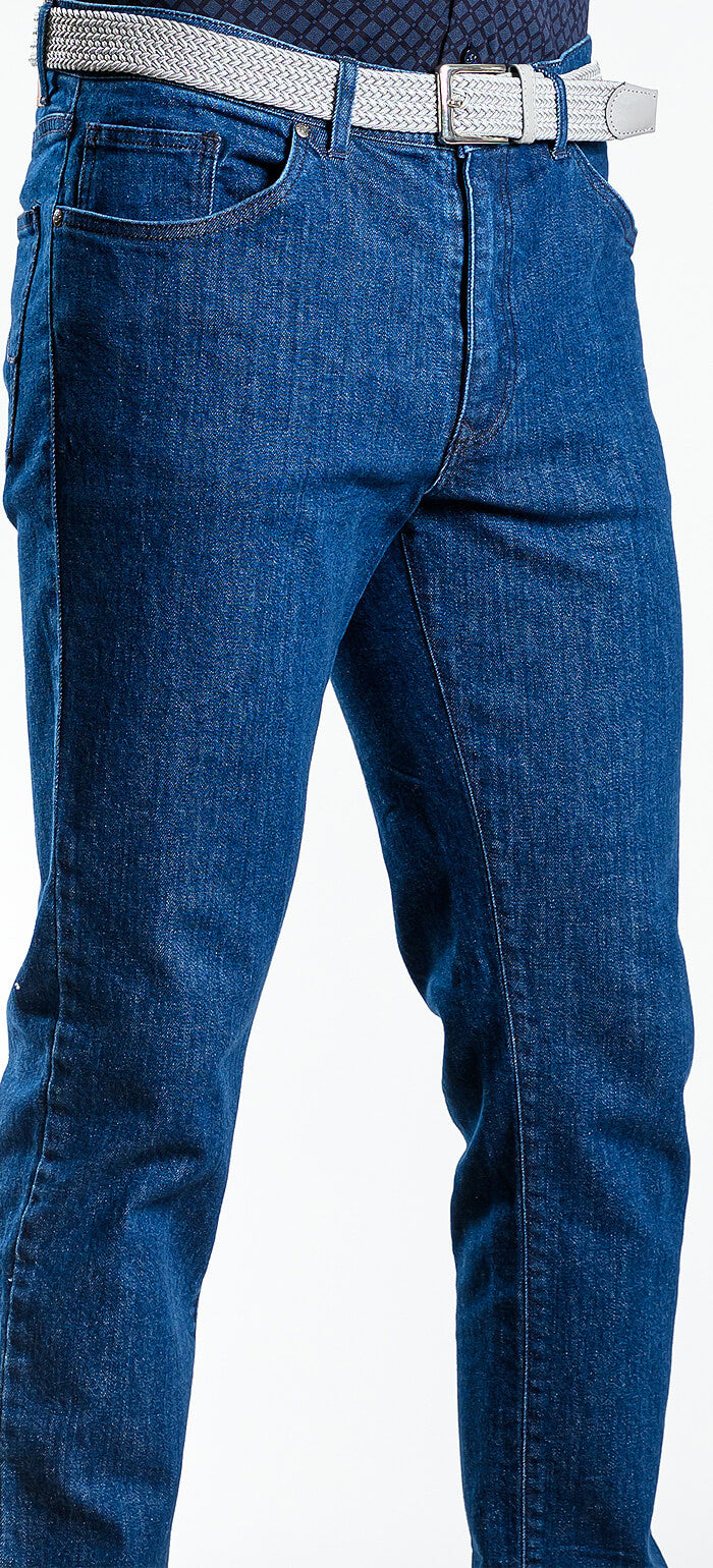 Tmavomodré džínsy