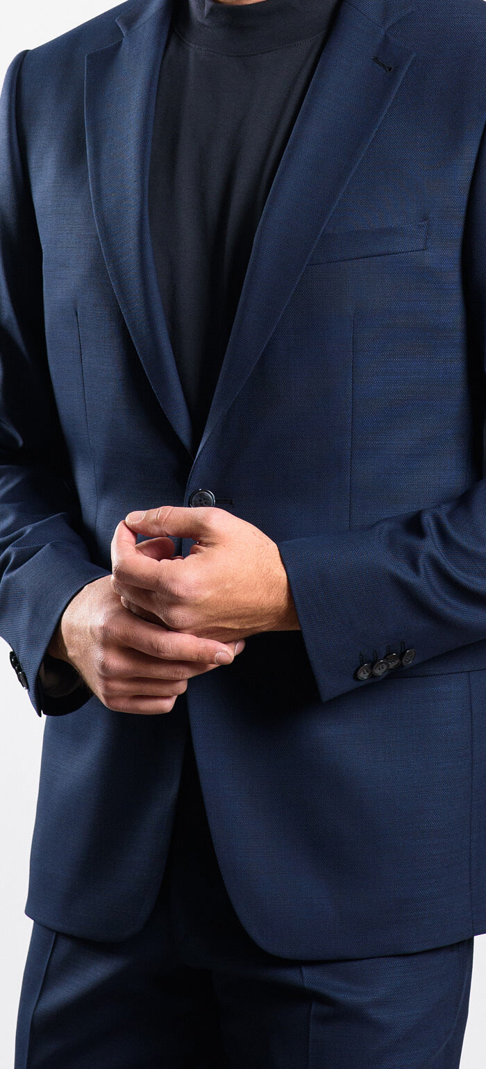 Tmavomodrý Slim Fit oblek