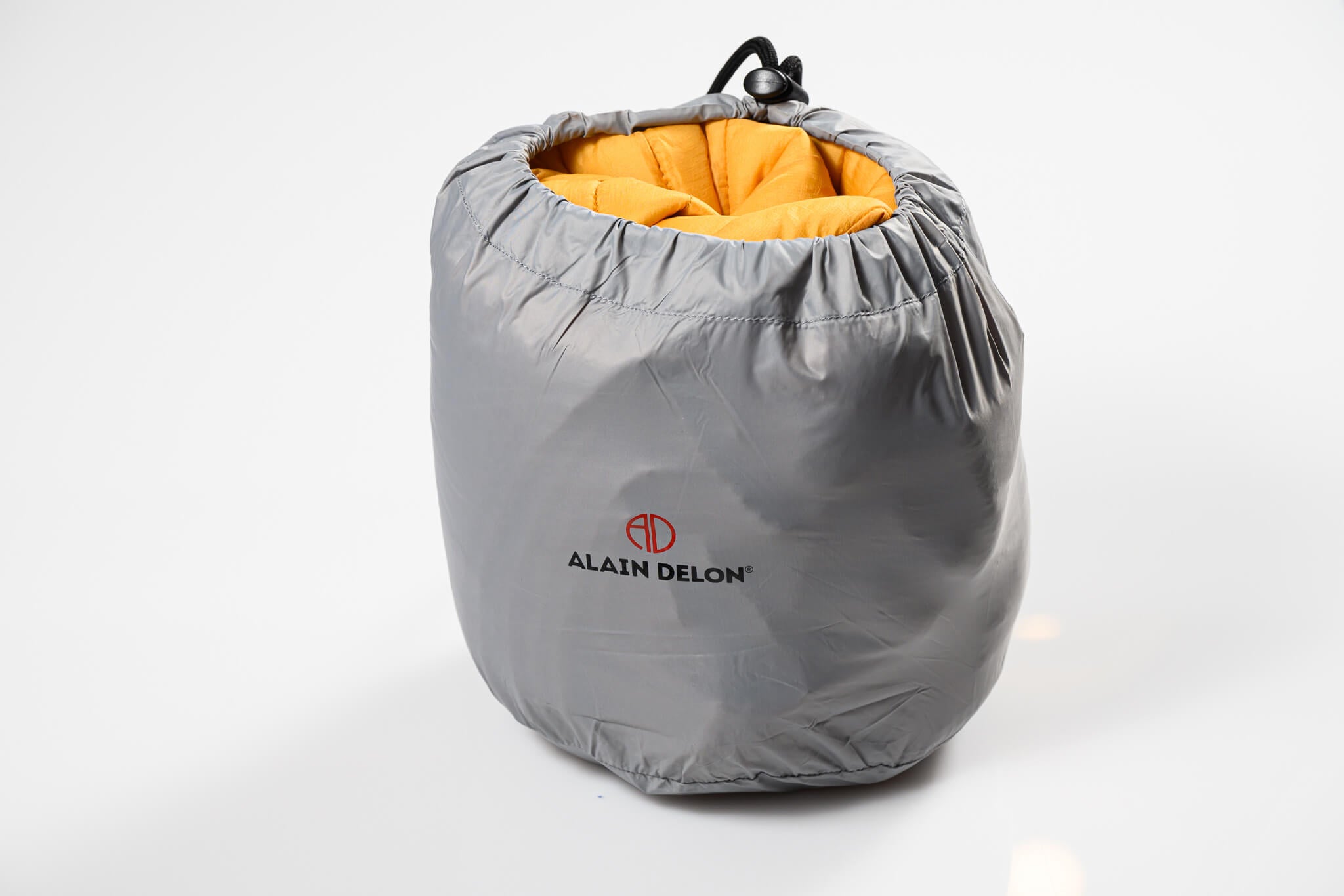 Žltá prešívaná vesta