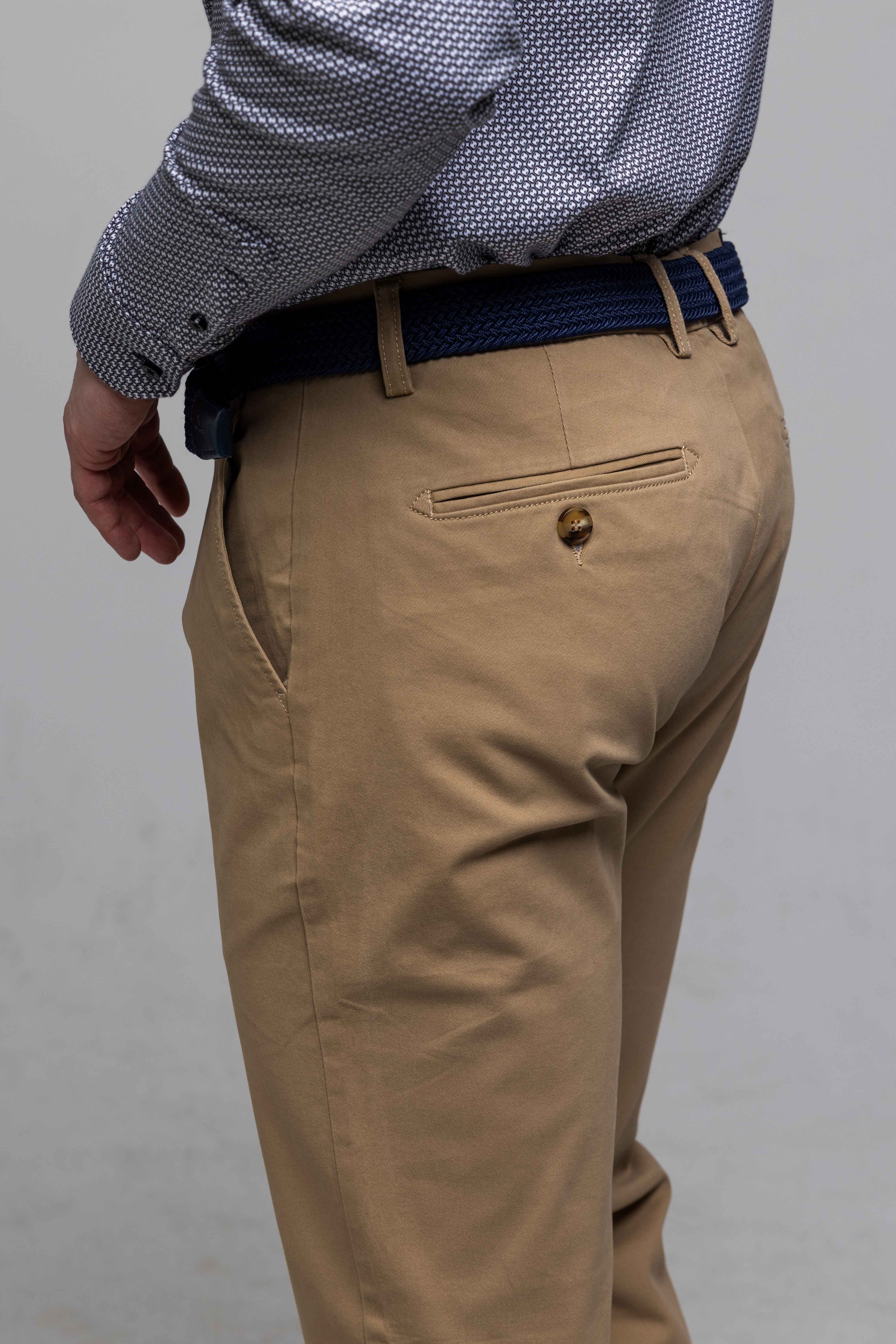 Hnedé chinos nohavice