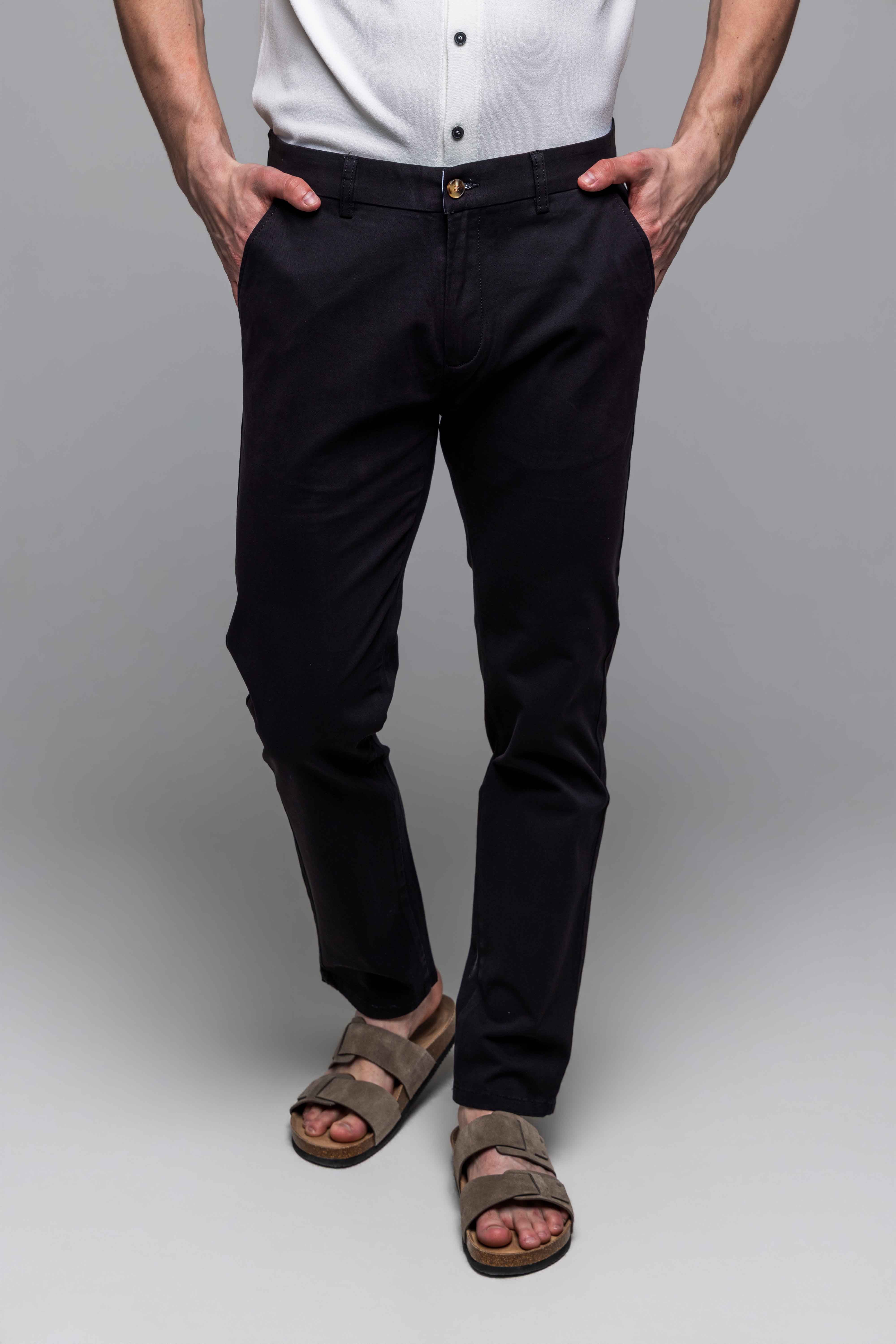Čierne chinos nohavice