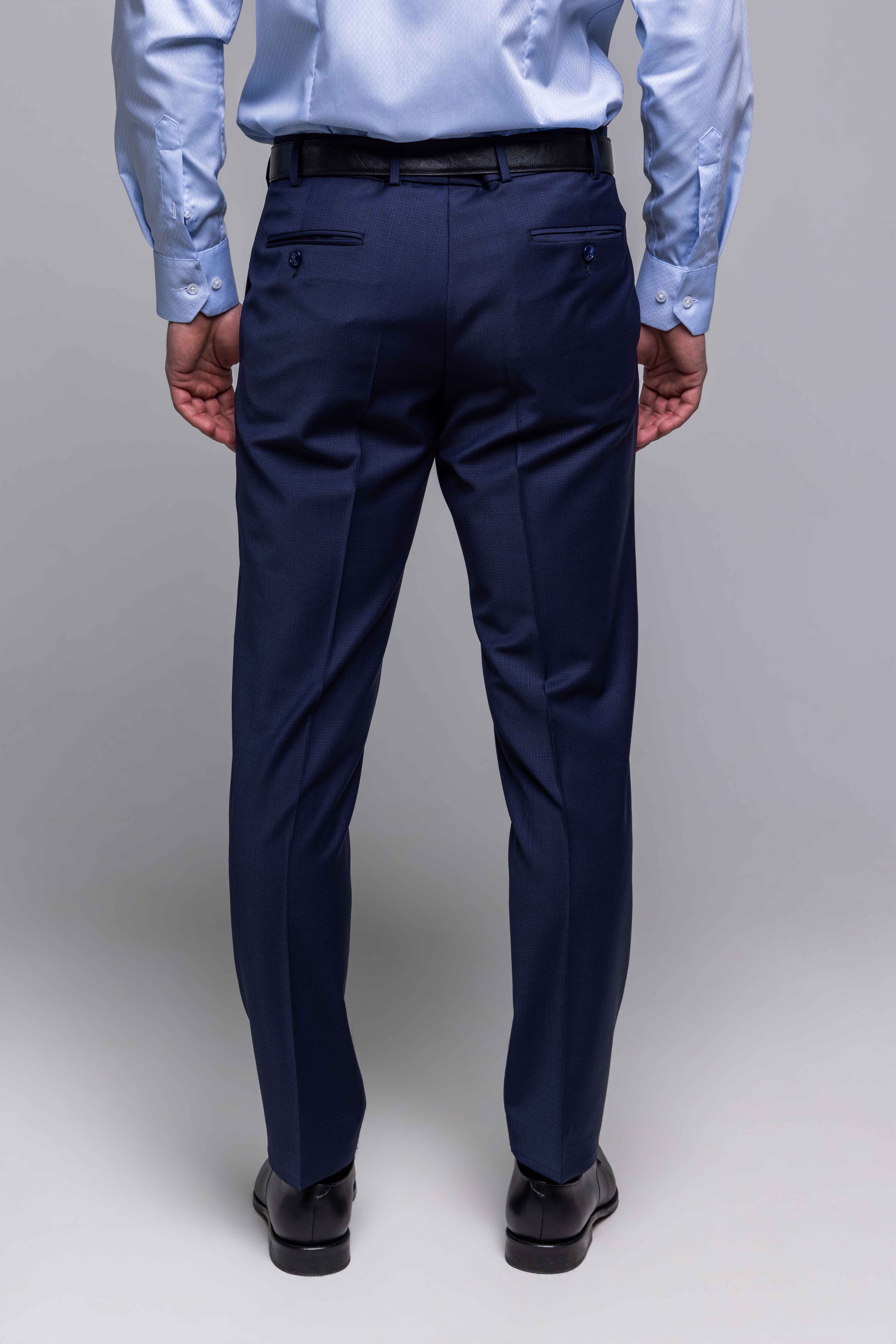 Tmavomodrý Slim Fit oblek s mikro vzorom
