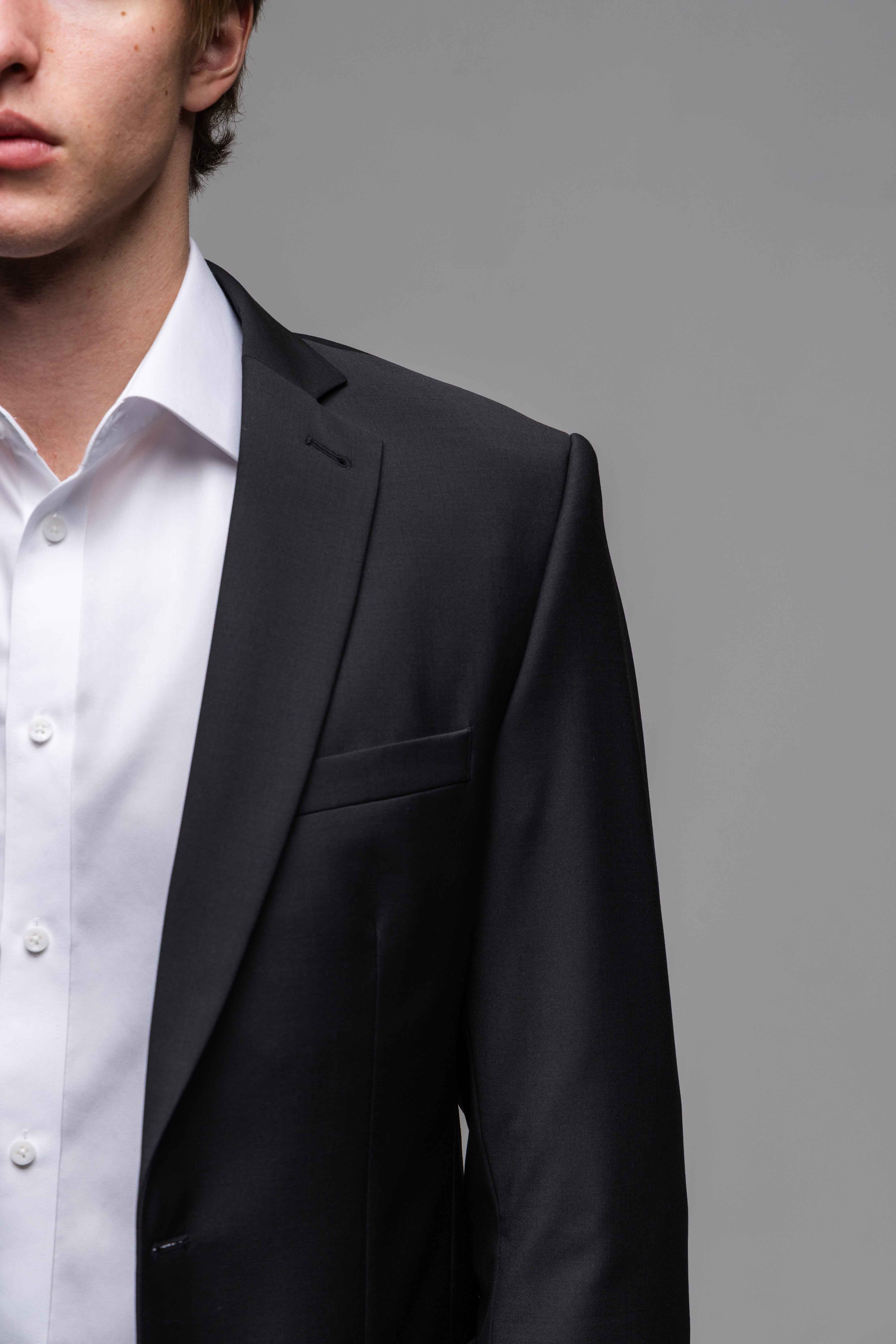 Čierne Basic oblekové sako