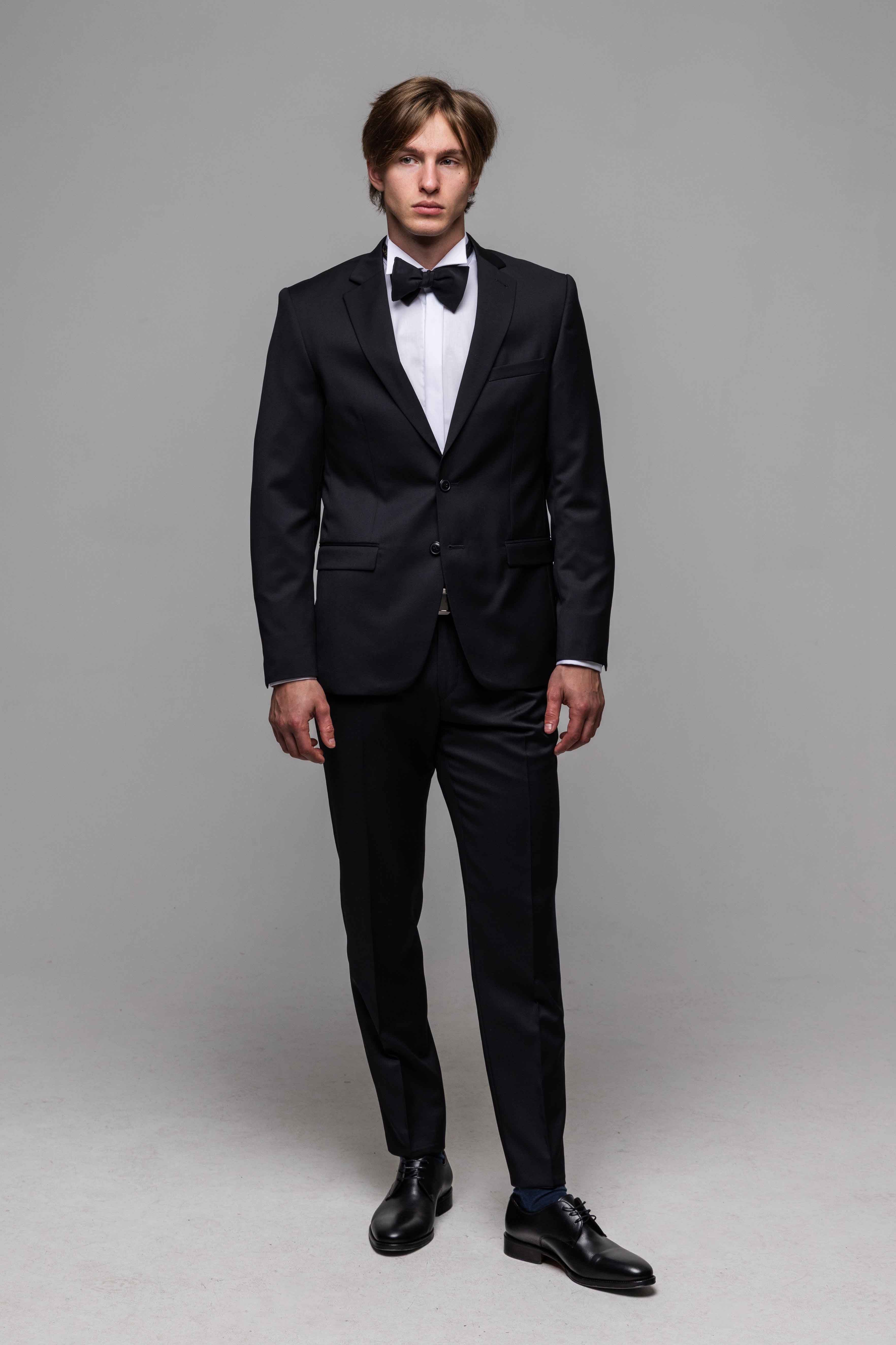 Čierny Slim Fit vlnený oblek