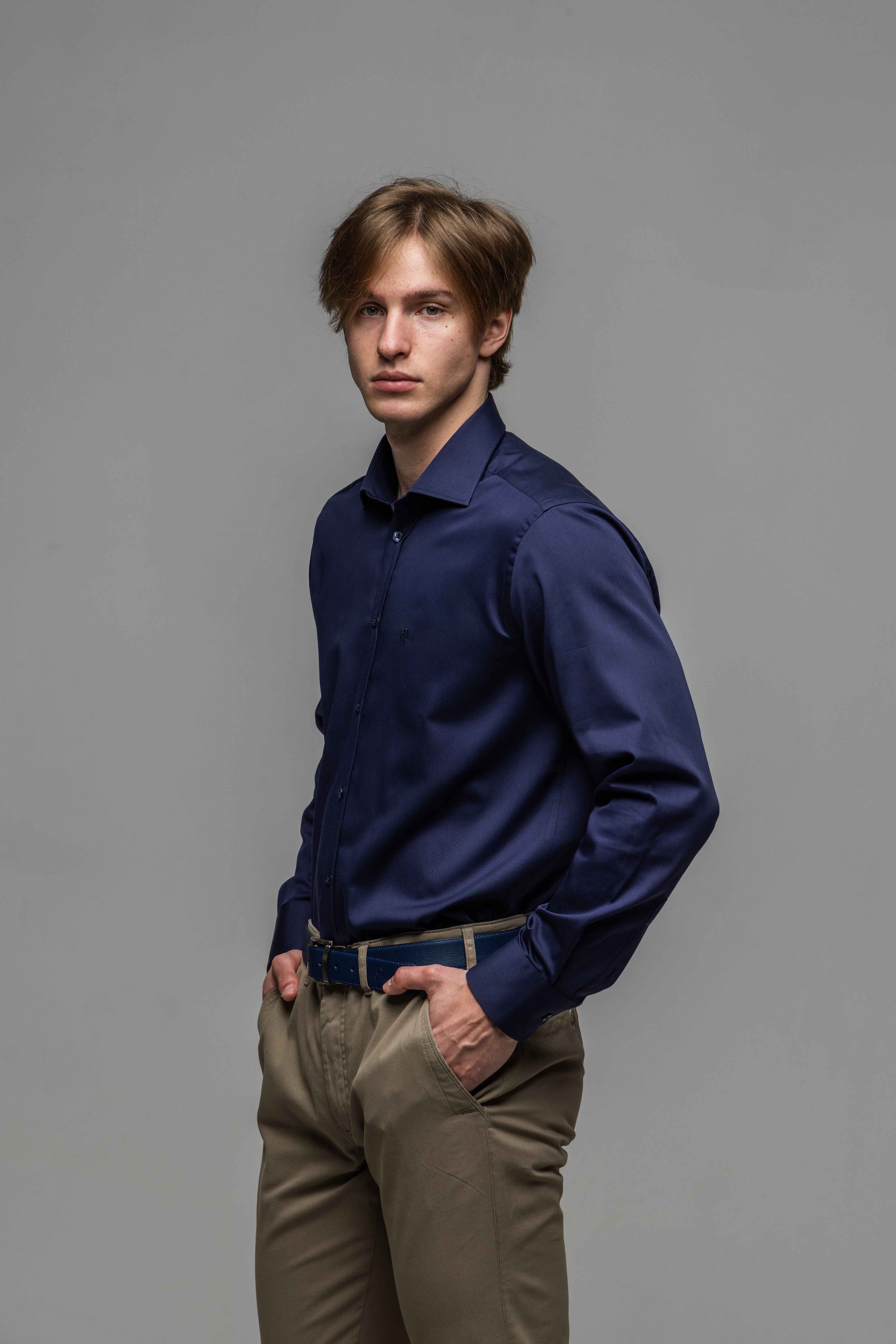 Tmavomodrá Extra Slim Fit košeľa