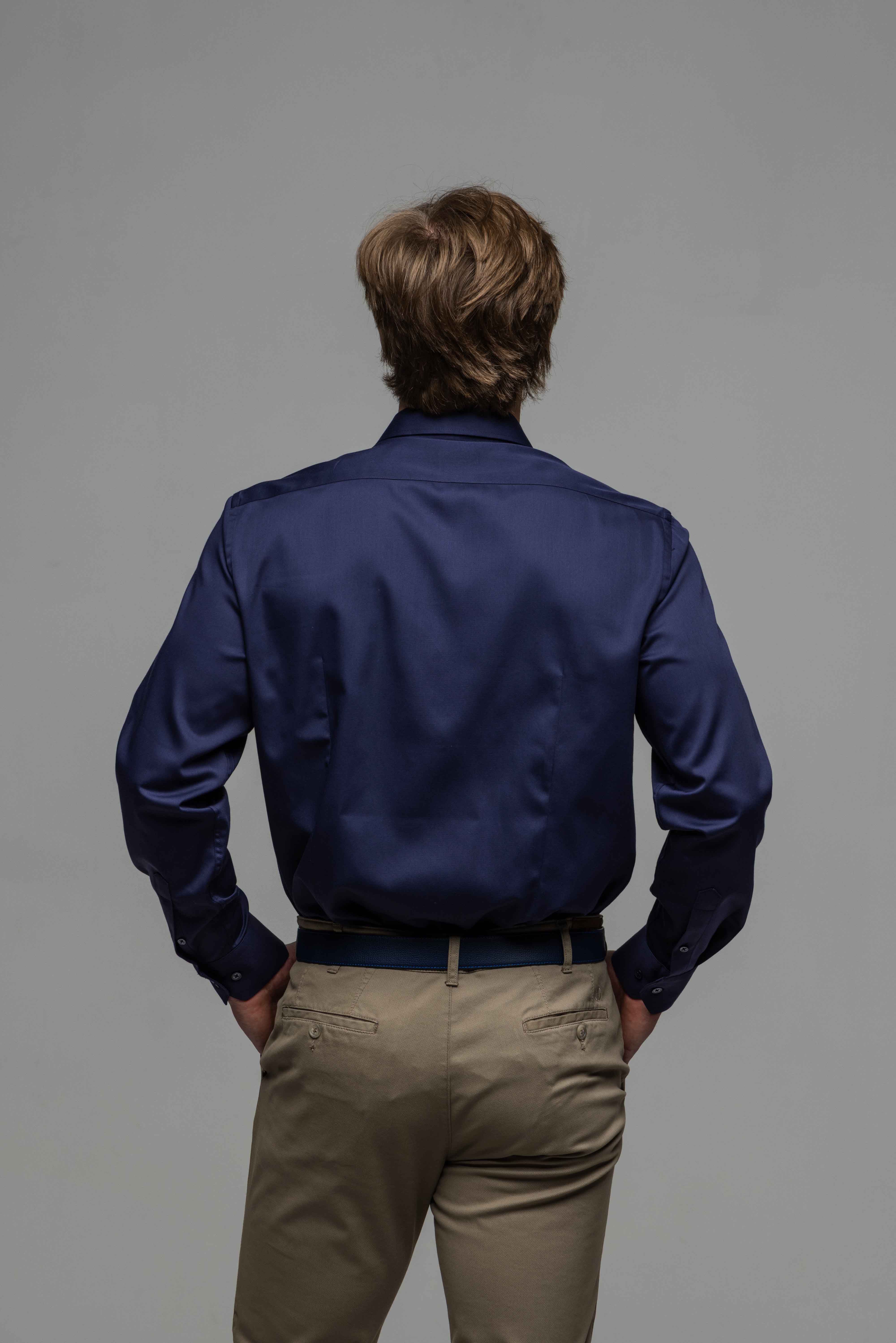 Tmavomodrá Extra Slim Fit košeľa