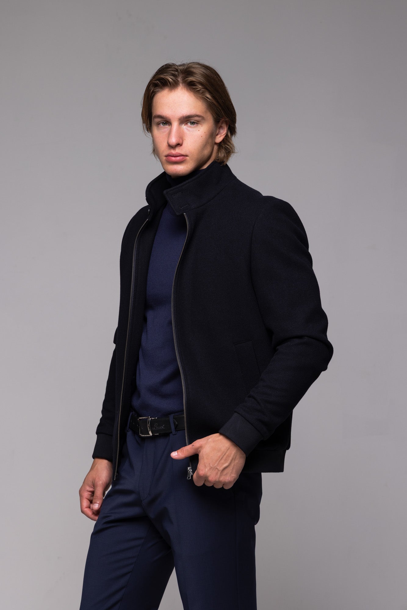 Čierna vlnená bomber bunda