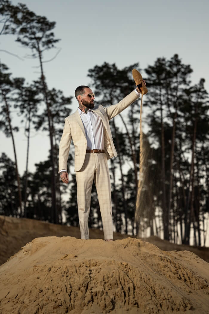 Béžový károvaný svadobný Slim Fit oblek s vestou