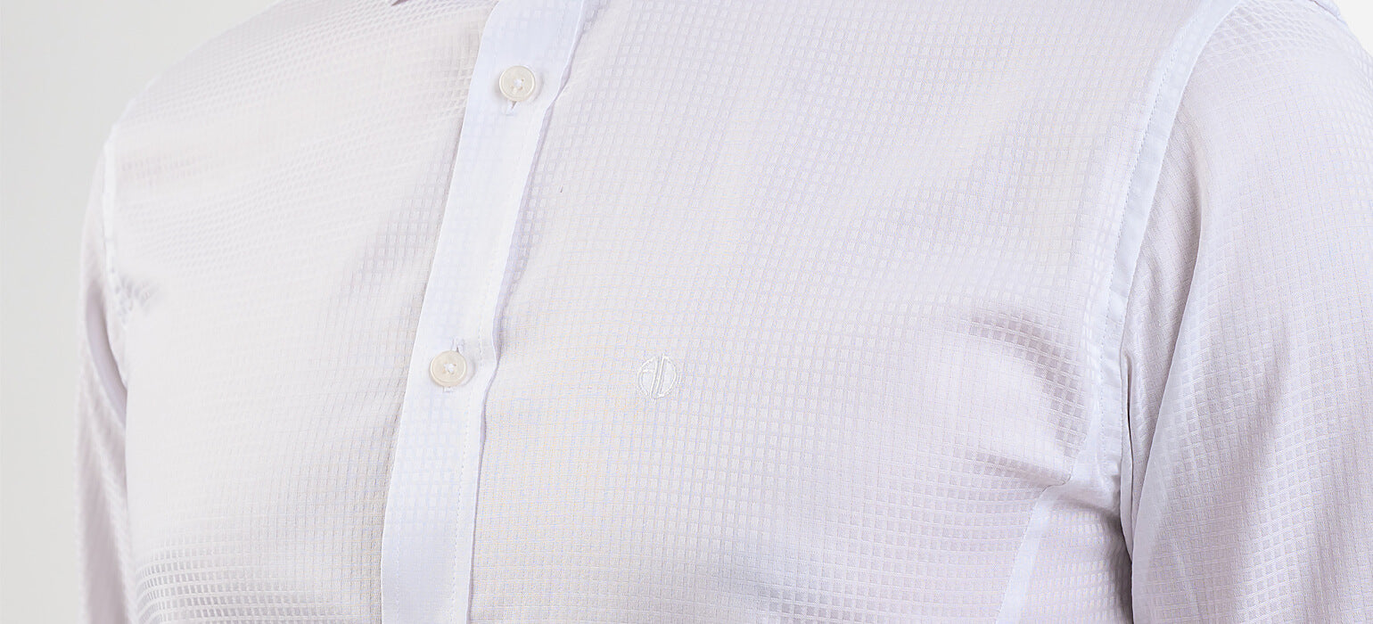 Biela Extra Slim Fit košeľa so vzorom štvorcov