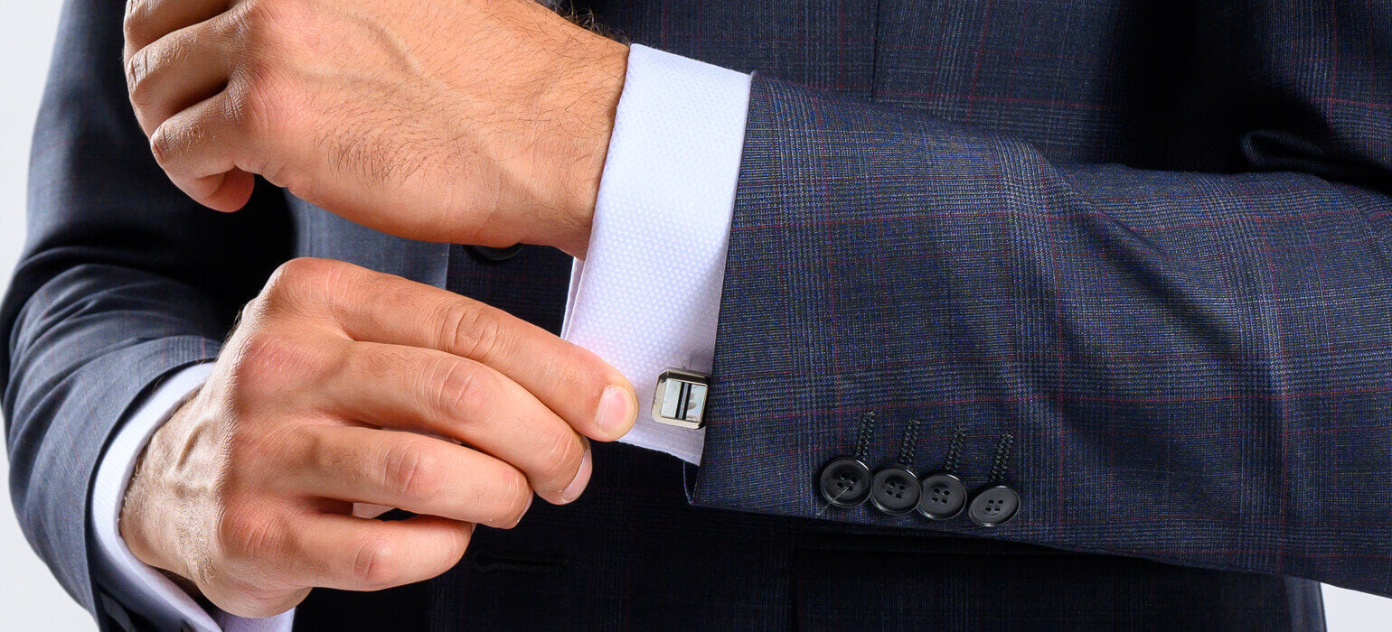 Modrý Slim fit oblek s bordovým károm