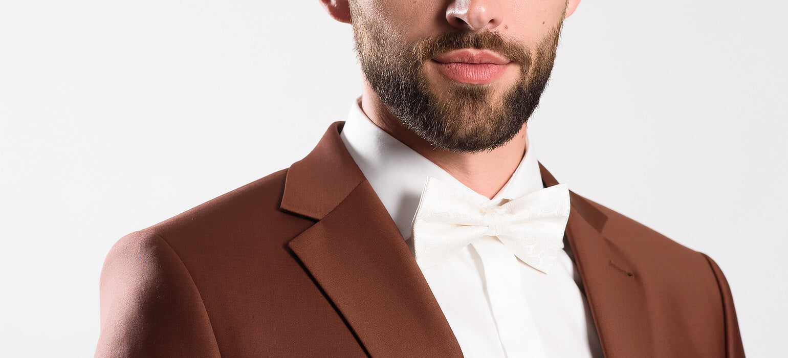 Škoricový svadobný Slim Fit oblek
