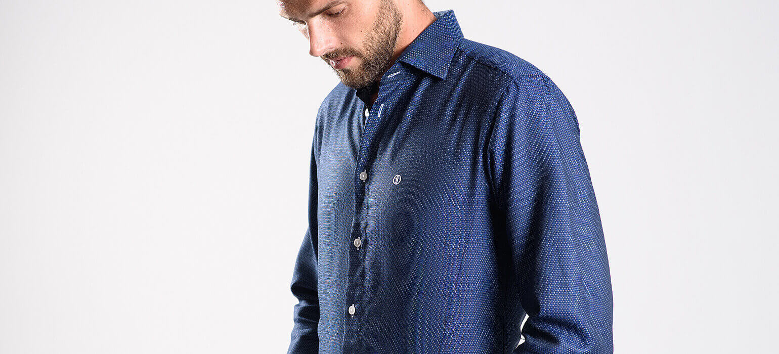 Tmavomodrá Extra Slim Fit košeľa